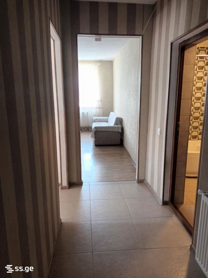 Продажа 2-комната Квартира view 1