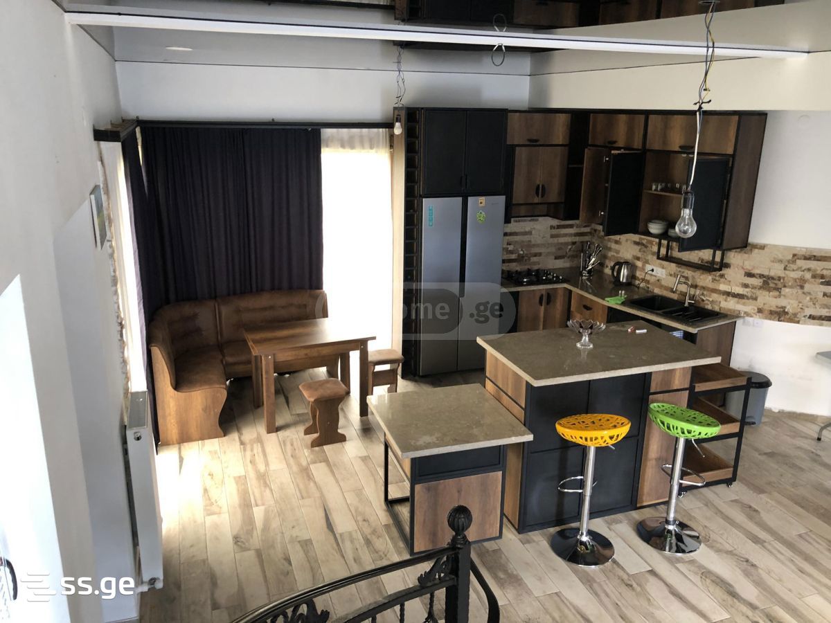 4 Room Private House For Sale view 3