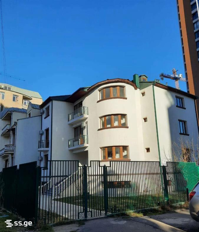 16 Room Private House For Sale view 11