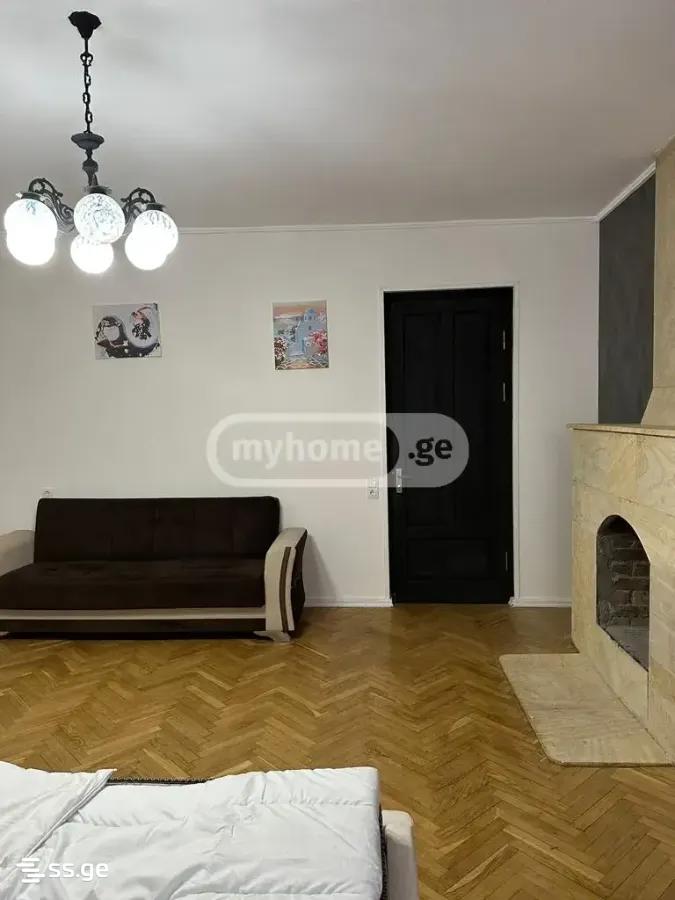 8 Room Private House For Sale view 7