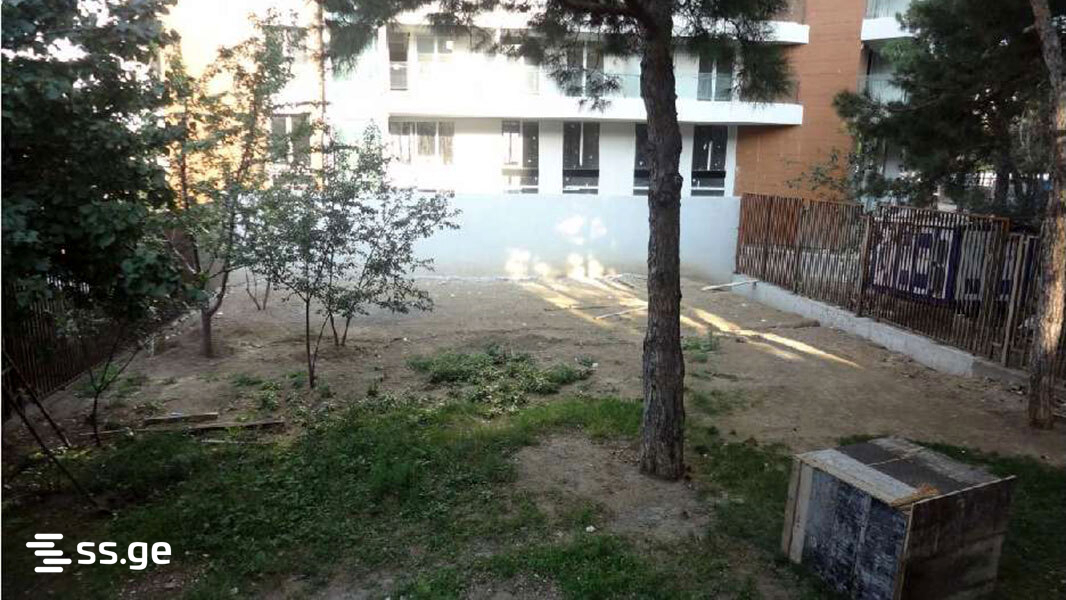 16 Room Private House For Sale view 10