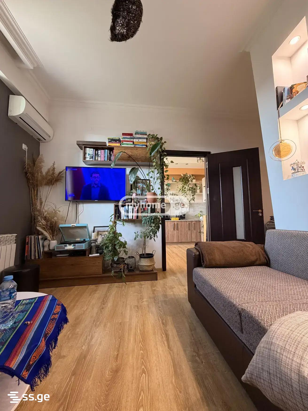 3 Room Flat For Rent. Digomi view 3