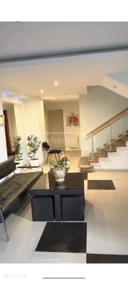 9 Room Hotel For Rent. Vake view 4