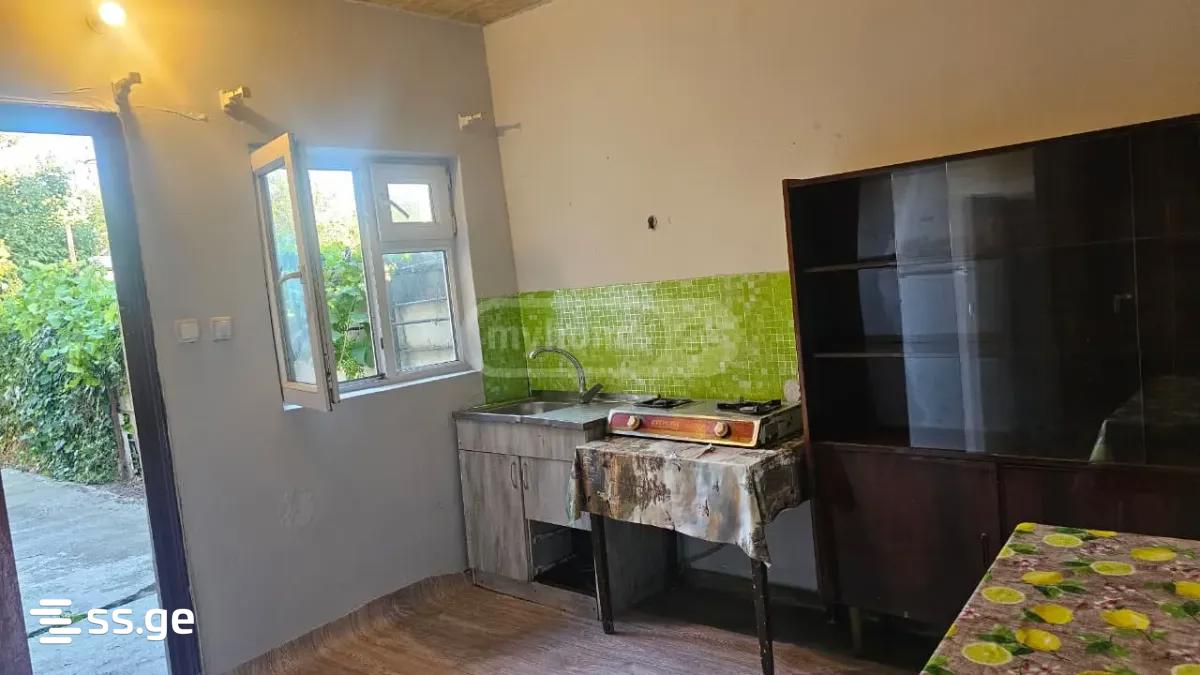 2 Room Private House For Rent. Samgori view 1