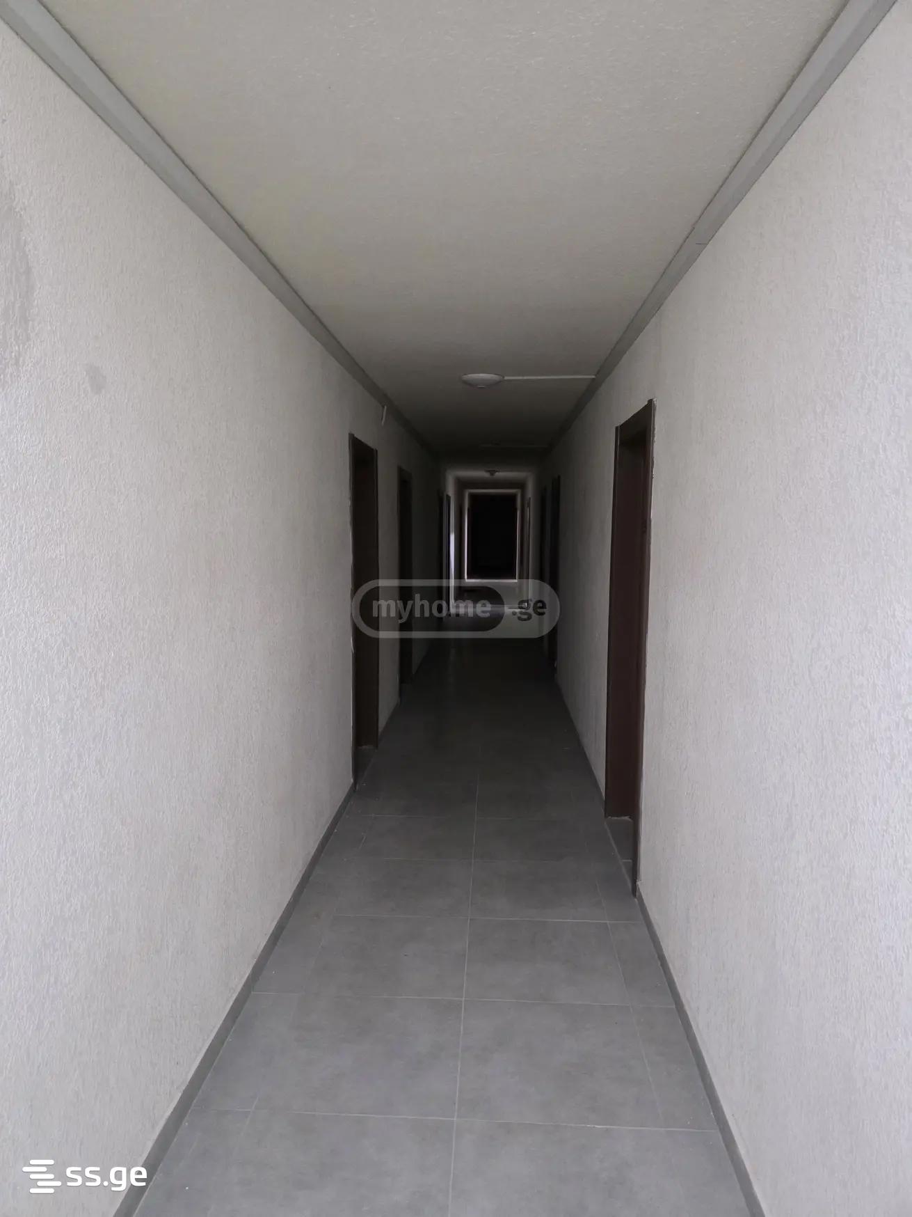 3 Room Flat For Rent. Makhindjauri view 10