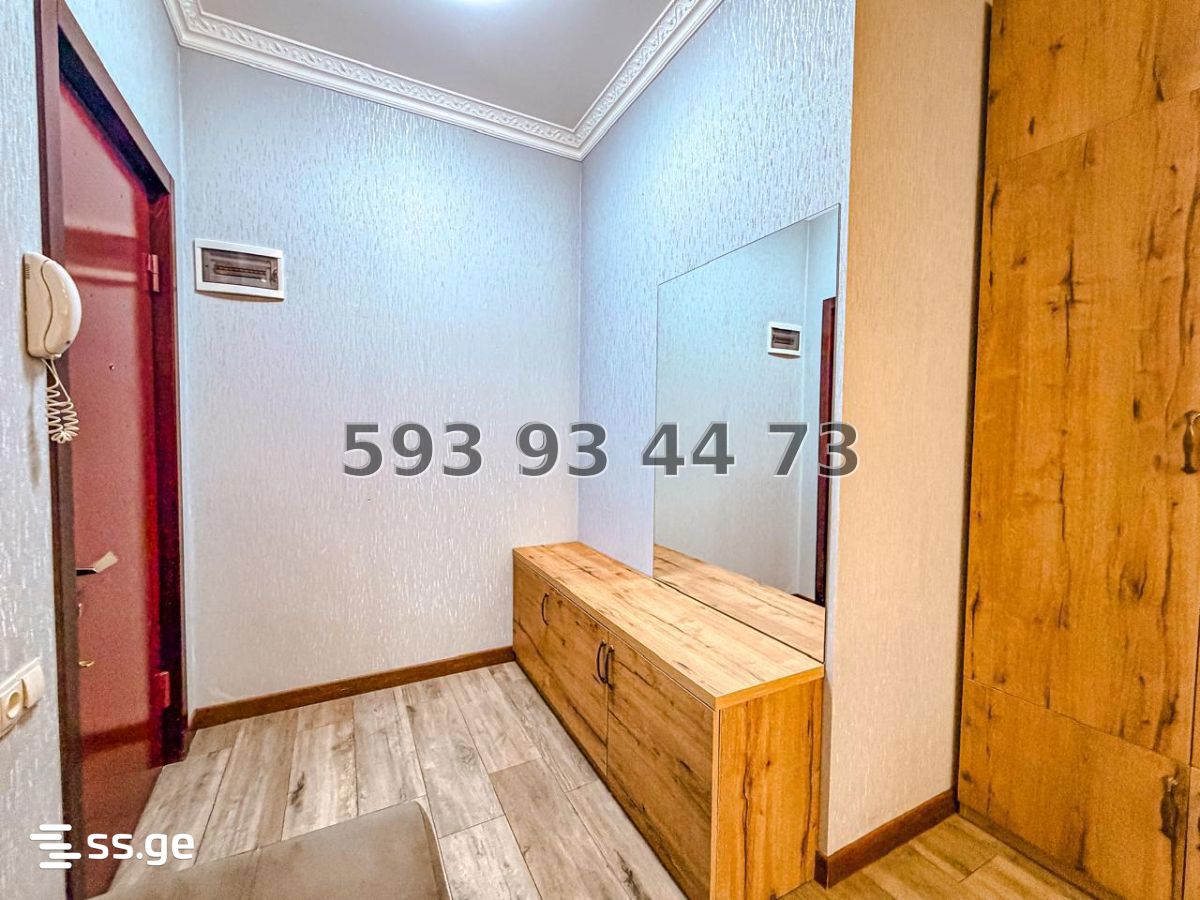 3 Room Flat Daily Rent. Vake view 12