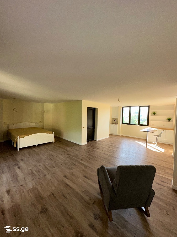 6 Room Private House For Sale view 8