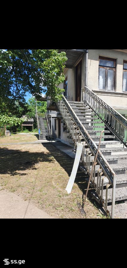 10 Room Private House For Sale view 2