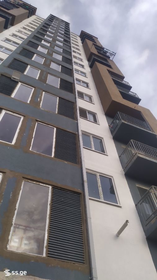 1 Room Flat For Sale