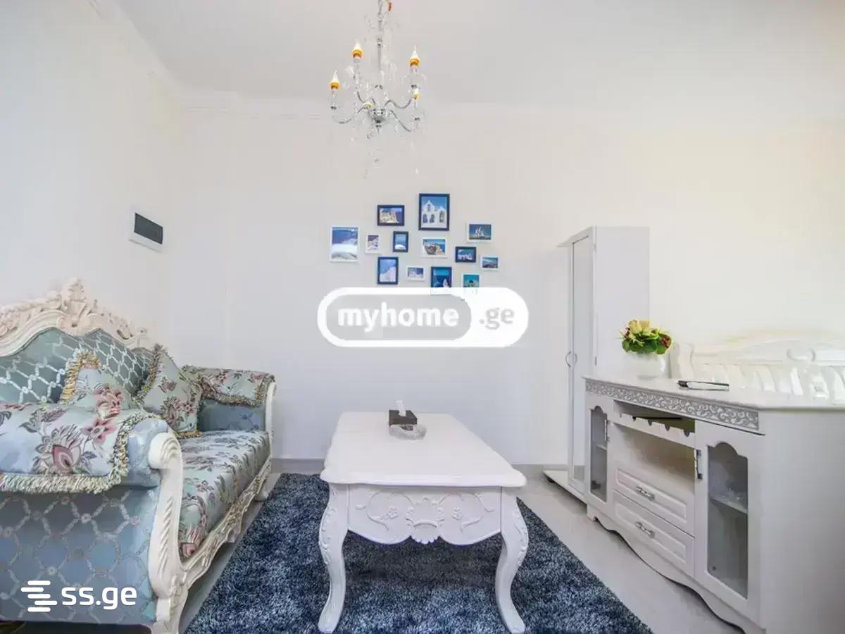 10 Room Hotel For Rent. Vera view 7