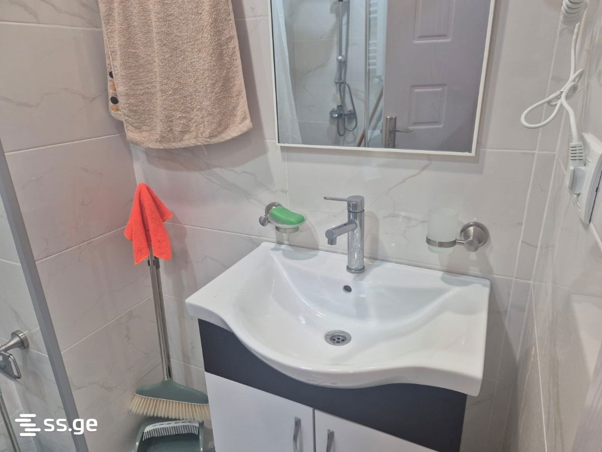 1 Room Flat Daily Rent. Gonio view 11