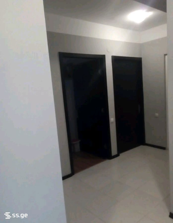 3 Room Flat For Sale view 2