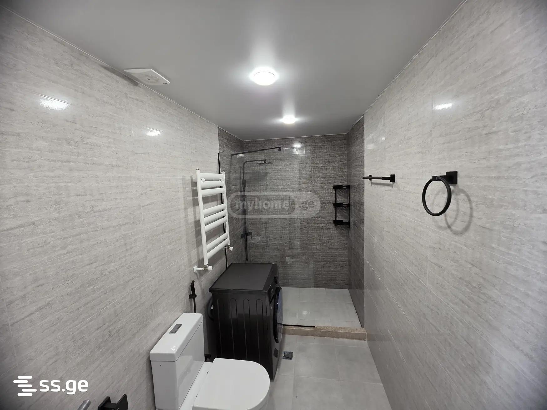 3 Room Flat For Rent. Makhindjauri view 15