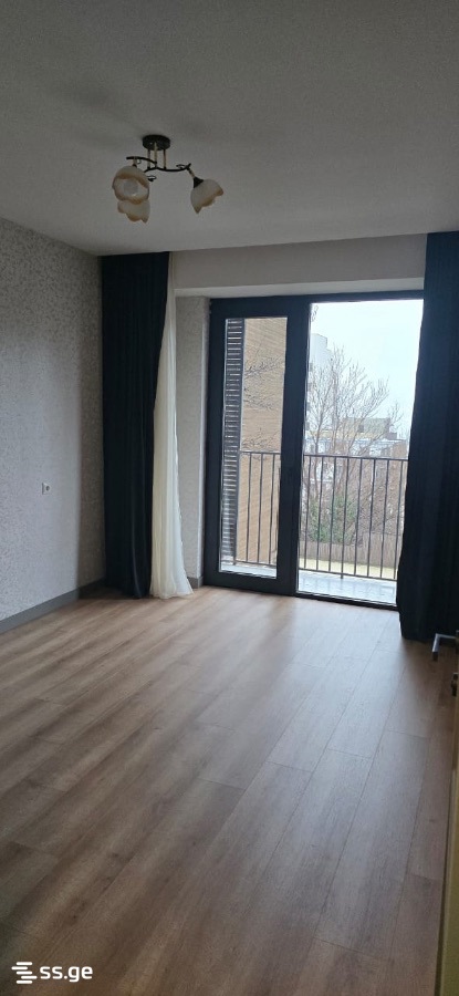 3 room Flat For Rent. Saburtalo - Więcej