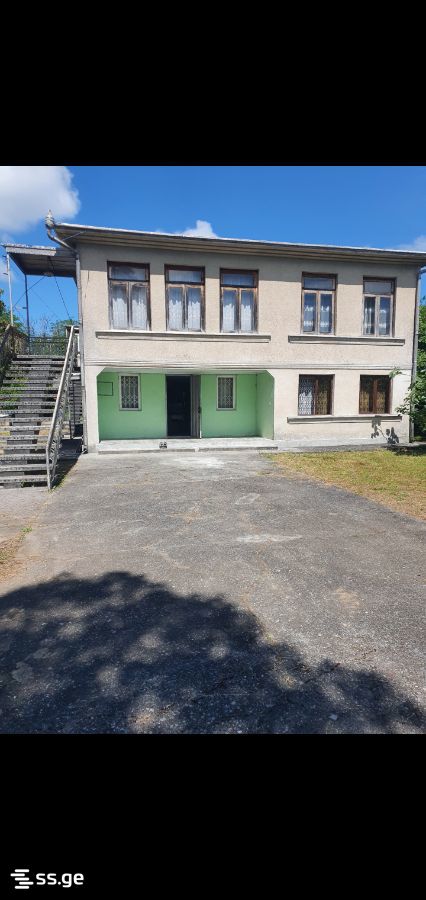 10 Room Private House For Sale view 1