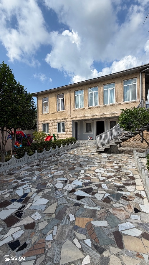 5 Room Private House For Rent. Zugdidi view 10