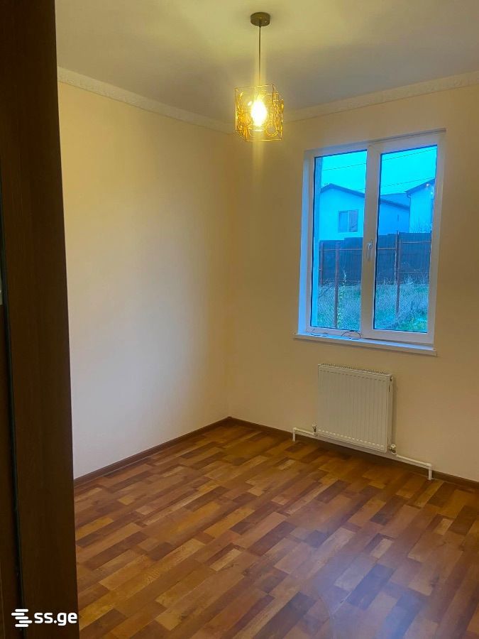 4 Room Private House For Sale view 10