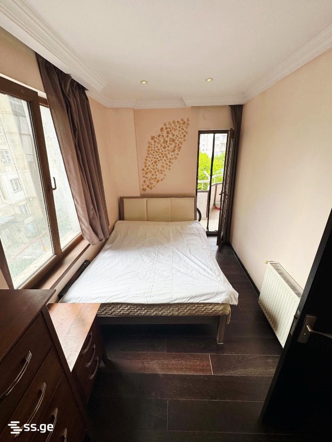 3 room Flat For Sale. Mukhiani - Więcej