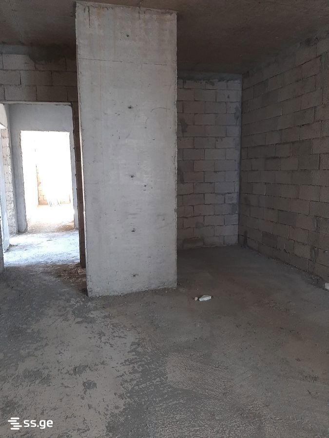 1 Room Flat For Sale view 2