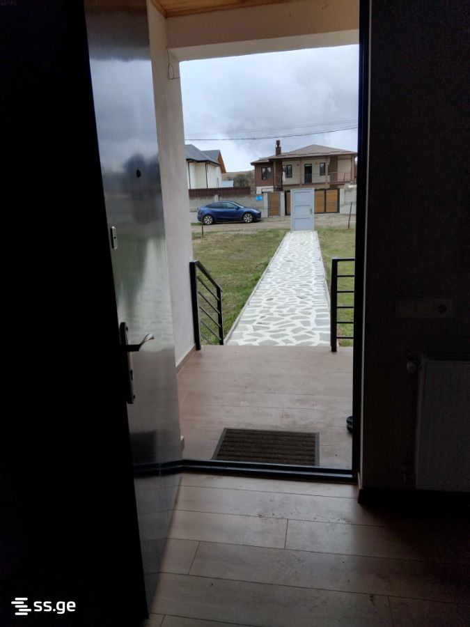 3 Room Private House For Sale view 4