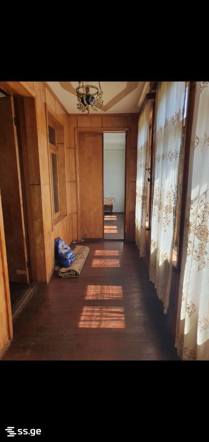 10 Room Private House For Sale view 7