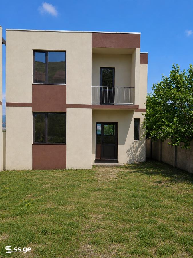 5 Room Private House For Sale view 1