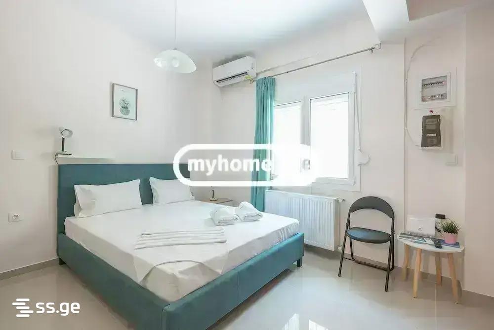 10 Room Hotel For Rent. Vera view 1