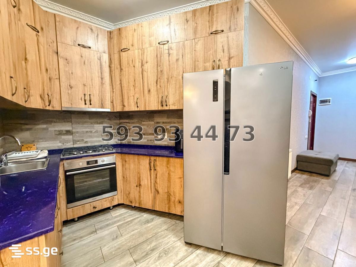 3 Room Flat Daily Rent. Vake view 7