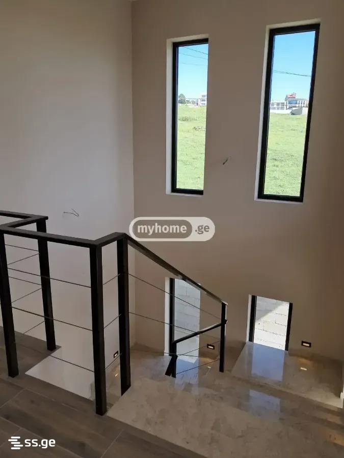8 Room Private House For Rent. Vera view 11