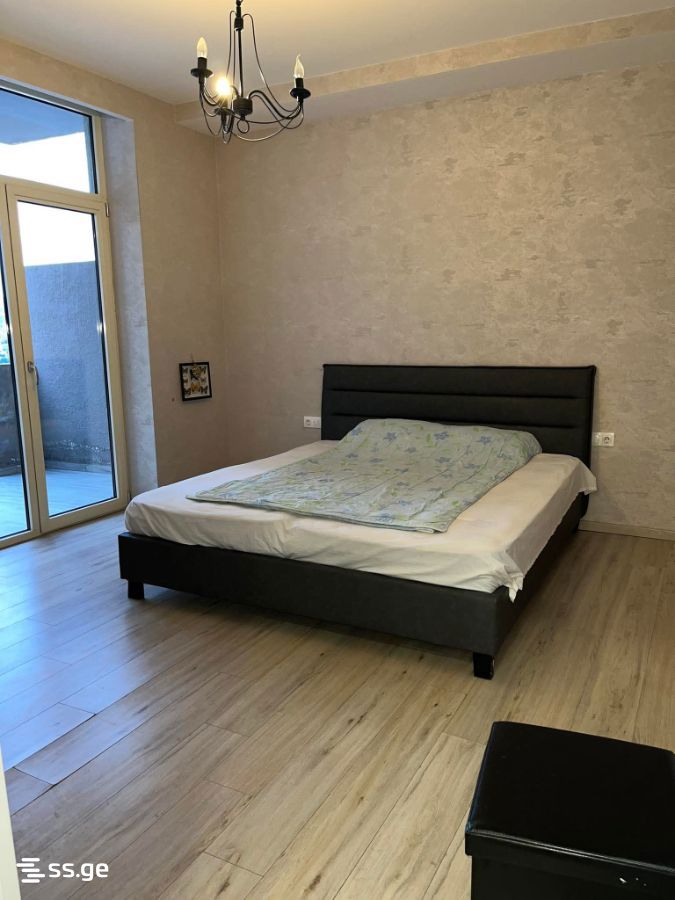 5 Room Flat For Rent. Vake view 6