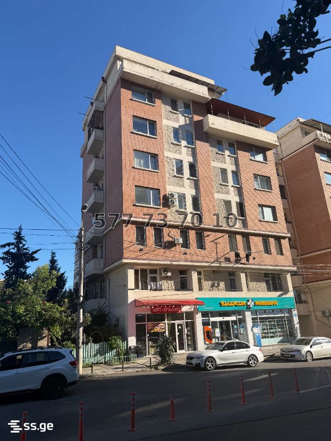 2 Room Flat For Sale, 1 of 3