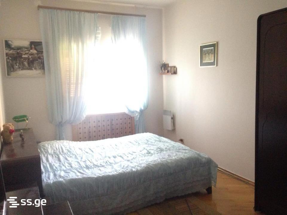 6 Room Private House For Sale view 5