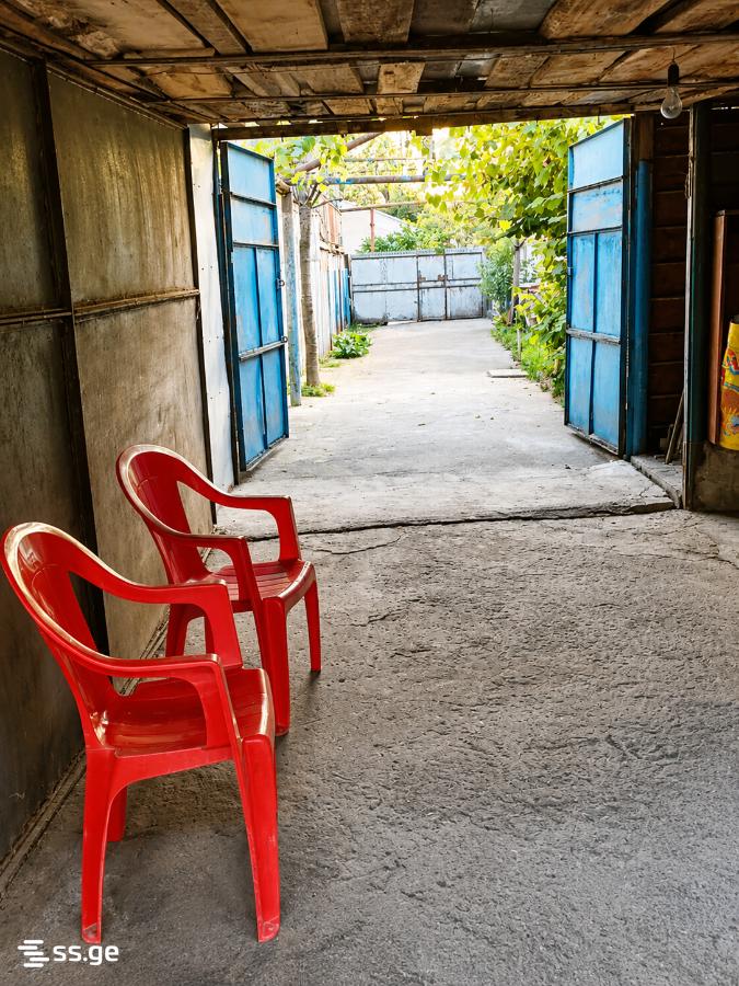 1 Room Private House Daily Rent. Kutaisi view 5