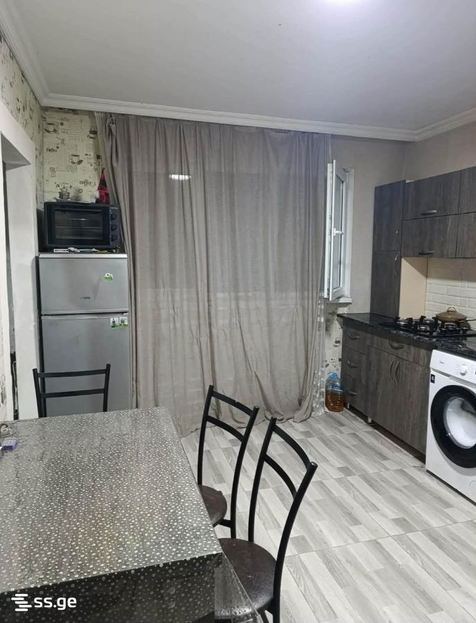 1 Room Flat For Sale view 2