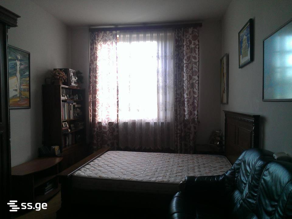 6 Room Private House For Sale view 6