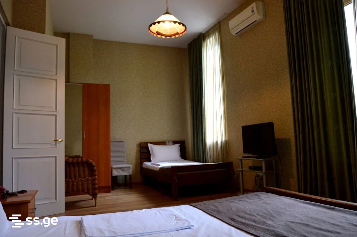 9 Room Hotel For Rent. Vera view 13