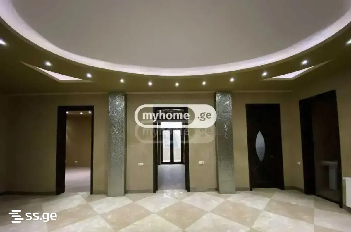 16 Room Hotel For Rent. Vedzisi view 41