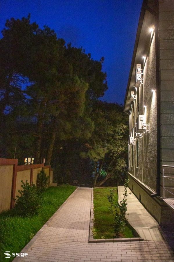 12 Room Hotel For Sale view 7