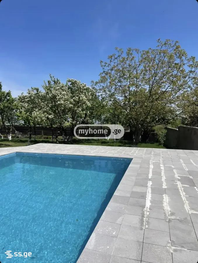 10 Room Hotel For Rent. Tabakhmela view 2