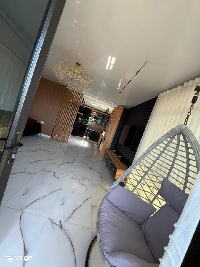 3 Room Flat For Sale view 3