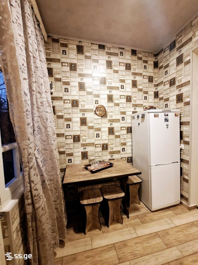 1 Room Flat Daily Rent. Vera view 5
