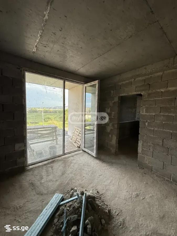 7 Room Private House For Sale view 4