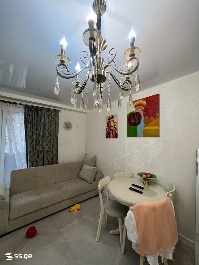 2 room Flat For Sale. Saburtalo - Aanzicht 2