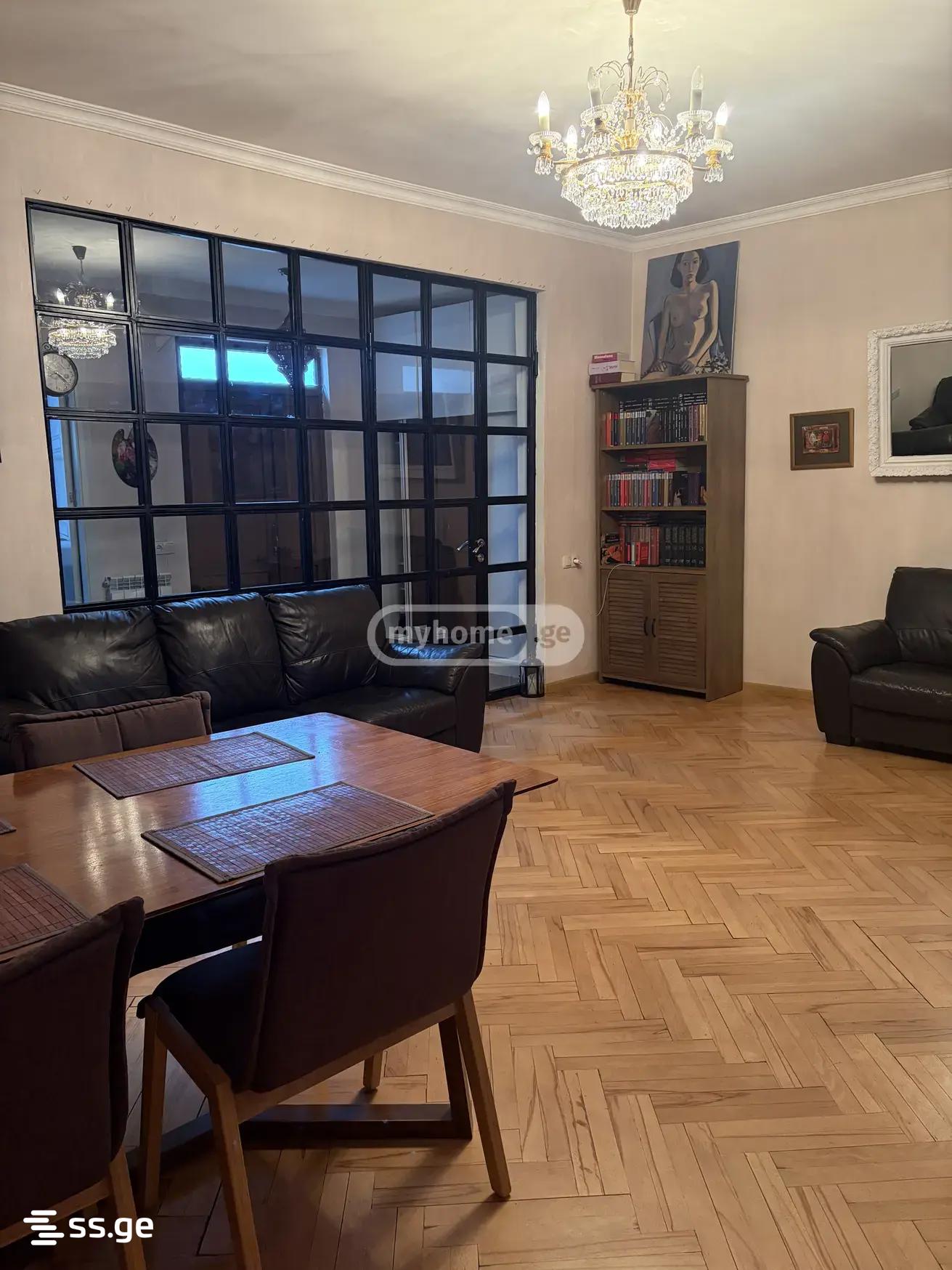 6 Room Private House For Sale, 1 of 4