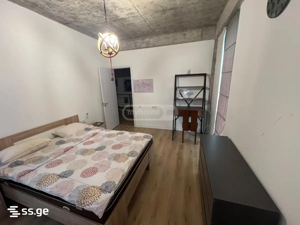 6 Room Private House For Sale view 9