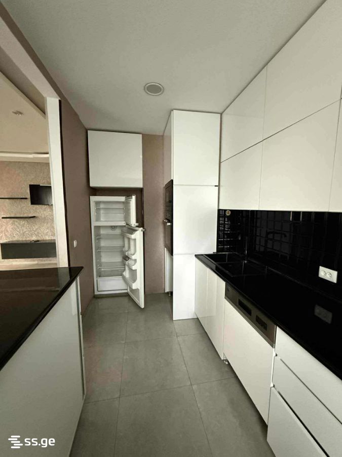 3 Room Flat For Rent. Telavi view 6