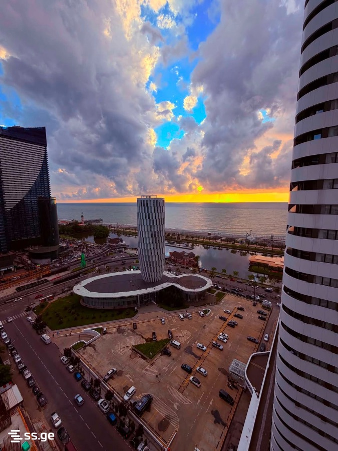 1 Room Flat Daily Rent. Batumi view 1