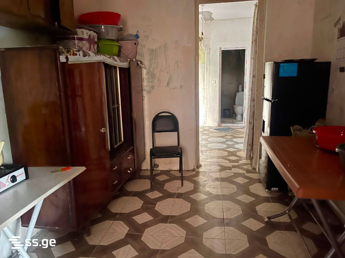 3 Room Flat For Sale, 3 of 4