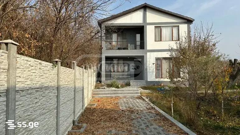 5 Room Private House For Sale view 1