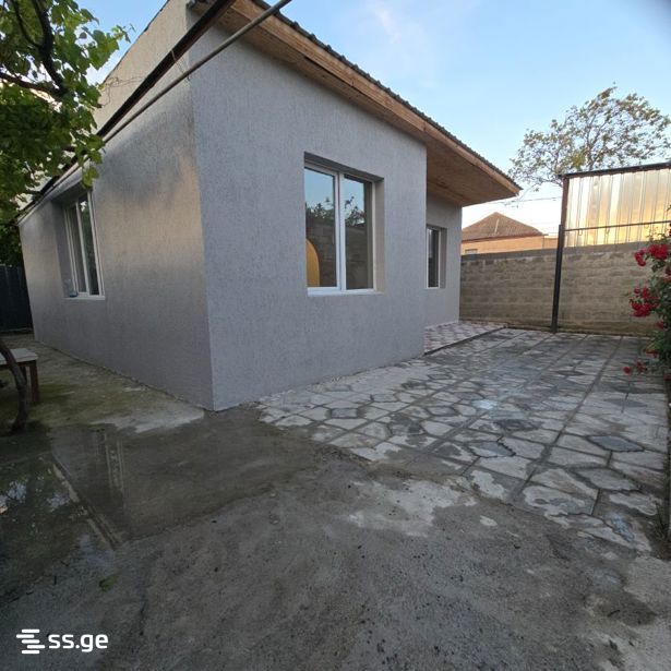 2 Room Private House For Sale view 1